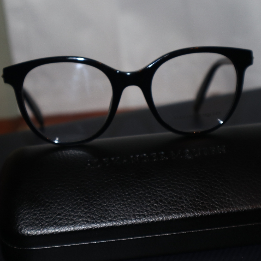 Alexander Mcqueen  frames